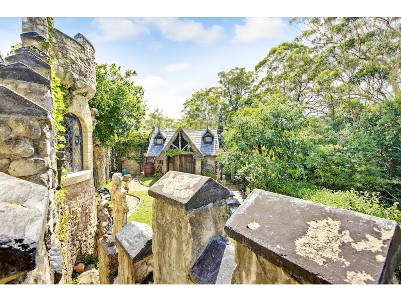 4 Dowling St, Leumeah NSW 2560