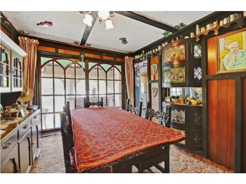 4 Dowling St, Leumeah NSW 2560