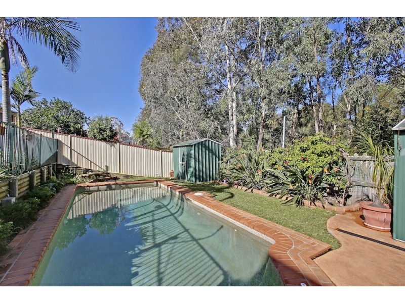 145 Kendall Dr, Casula NSW 2170