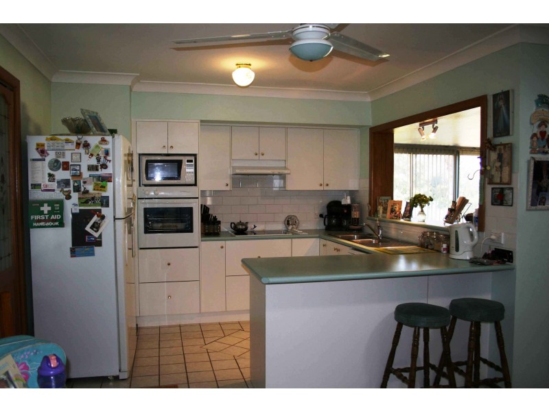 7 Aroa Place, Glenfield NSW 2167