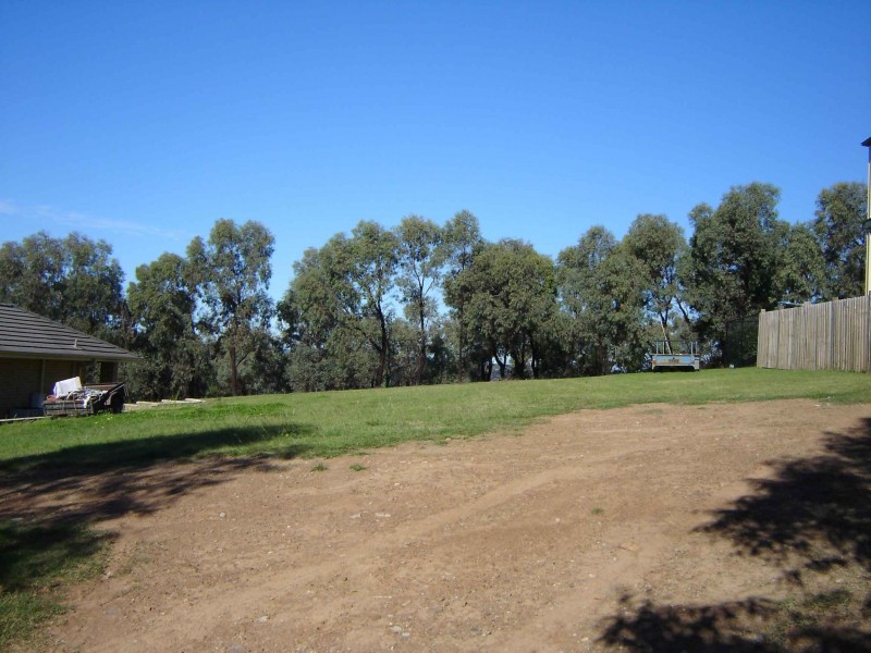 Macquarie Links NSW 2565