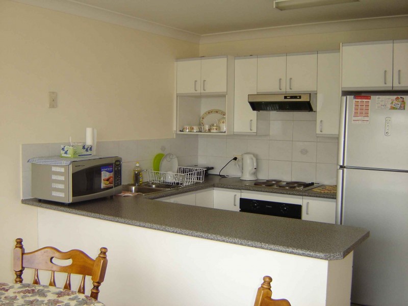 3/38 Railway Pde, Glenfield NSW 2167