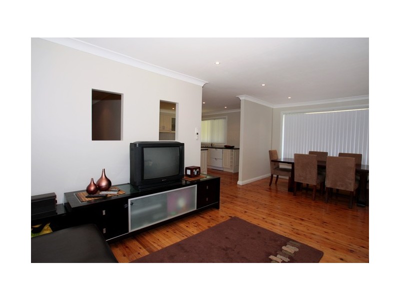 Macquarie Fields NSW 2564