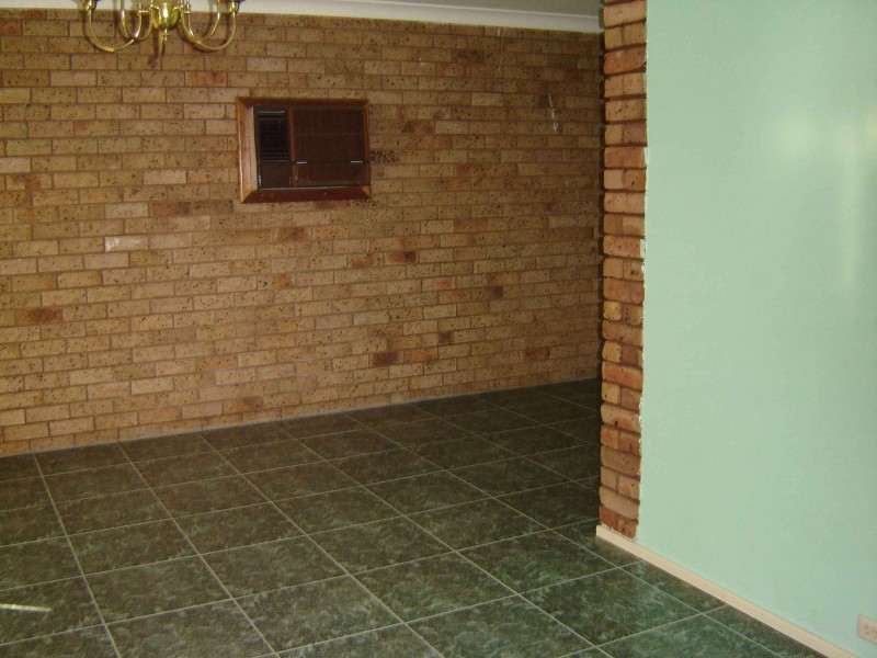 141A Wyangala Cres, Leumeah NSW 2560