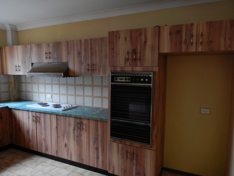 35 Sixth Avenue, Campsie NSW 2194