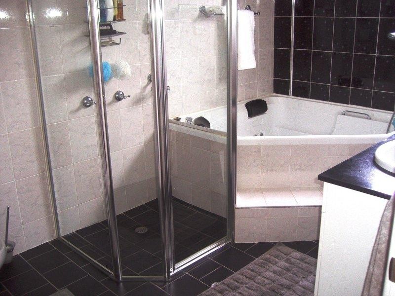 18 Elsham Road, Auburn NSW 2144