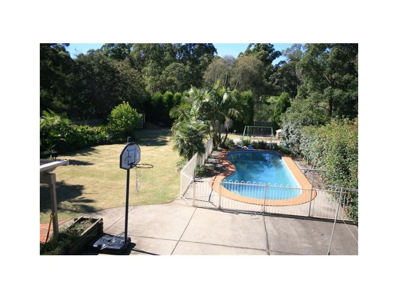 11 Leumeah Avenue, Baulkham Hills NSW 2153
