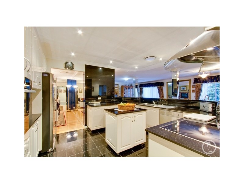 1 Churchwood Way, Castle Hill NSW 2154