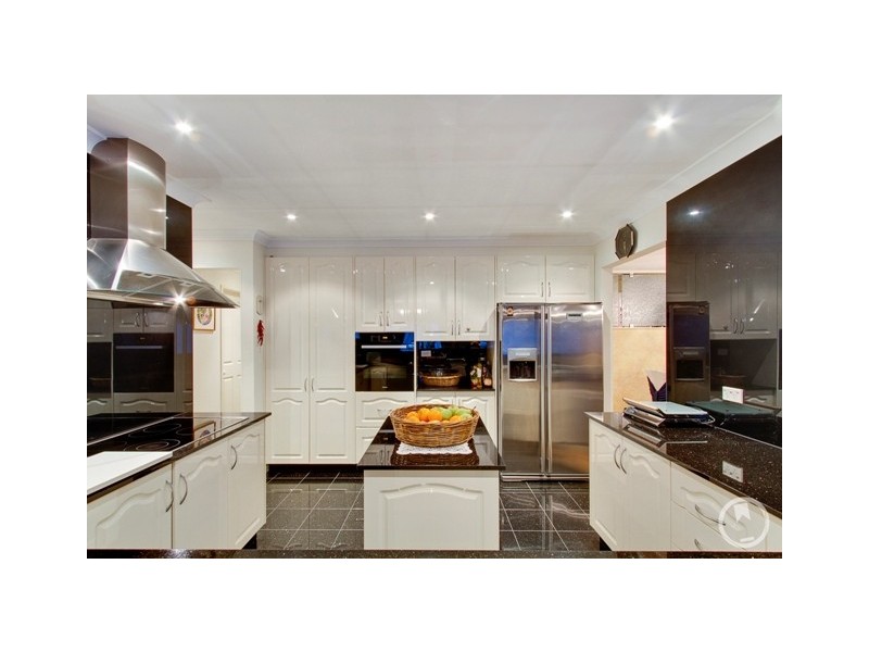 1 Churchwood Way, Castle Hill NSW 2154