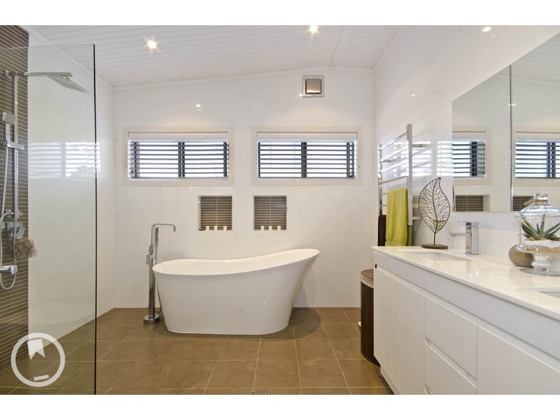 8 Woodstock Road, Carlingford NSW 2118