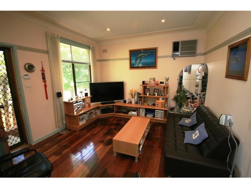 36 Gallop Grove, Lalor Park NSW 2147