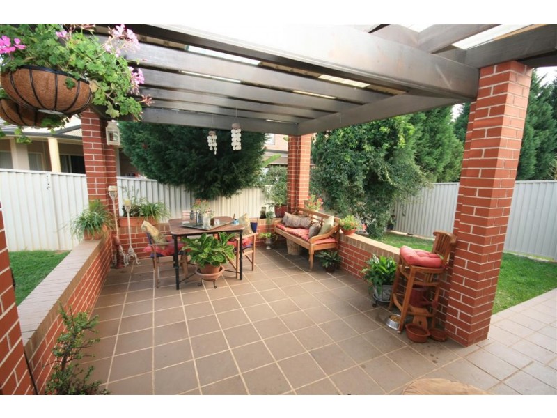 15a Rothwell Circuit, Glenwood NSW 2768
