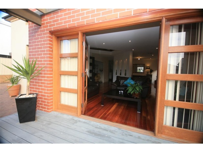 15a Rothwell Circuit, Glenwood NSW 2768
