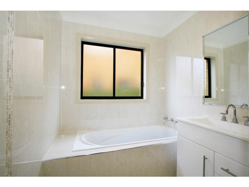 1/23 Darling Drive, Albion Park NSW 2527