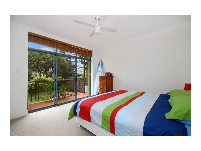 1/15 Seabeach Ave, Mona Vale NSW 2103