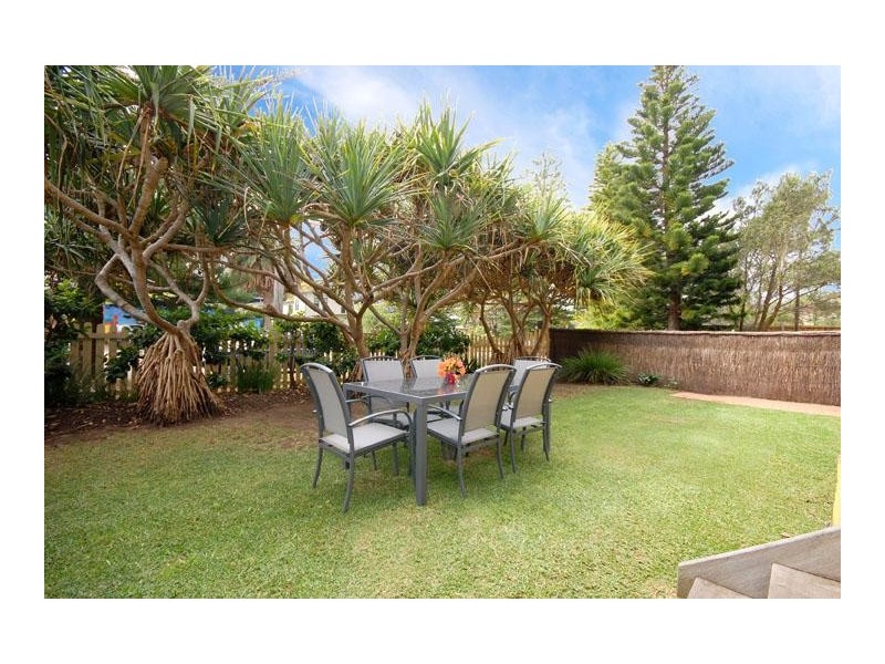 1/15 Seabeach Ave, Mona Vale NSW 2103