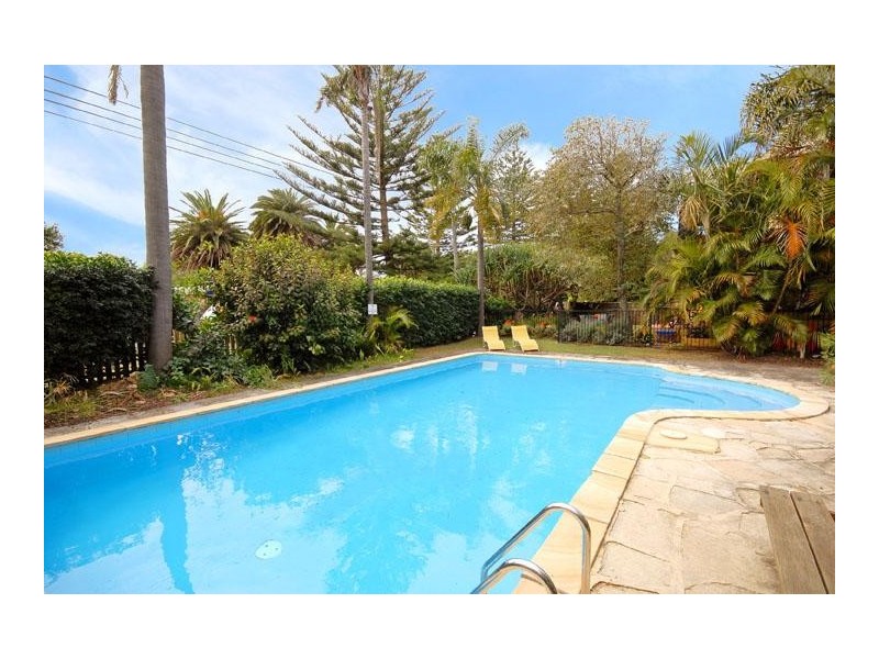 1/15 Seabeach Ave, Mona Vale NSW 2103