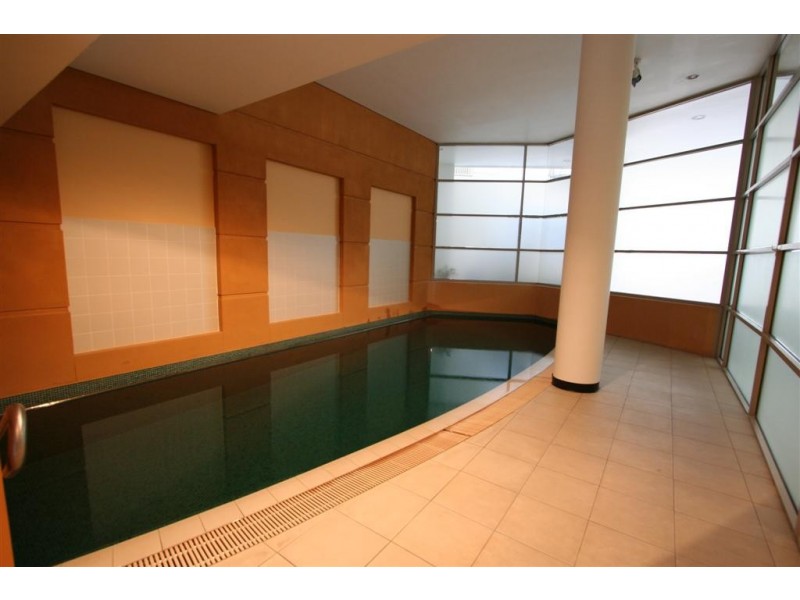 10.08/12 Glen Street, Milsons Point NSW 2061