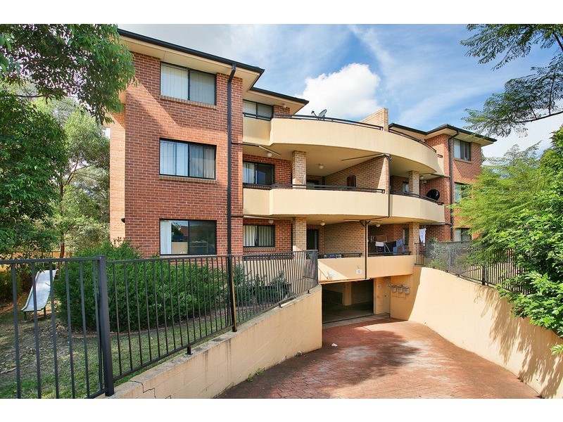 11/70-72 Pitt St, Granville NSW 2142