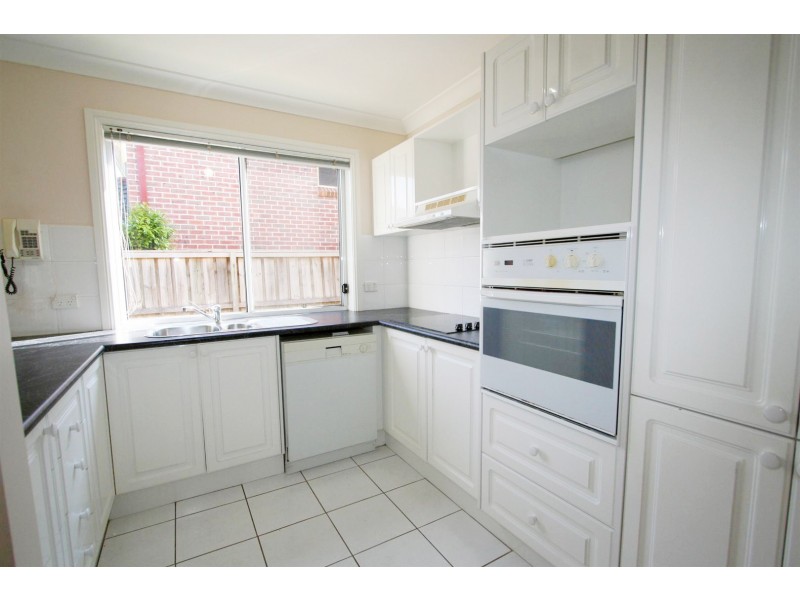 45 Ravensbourne Cct, Dural NSW 2158