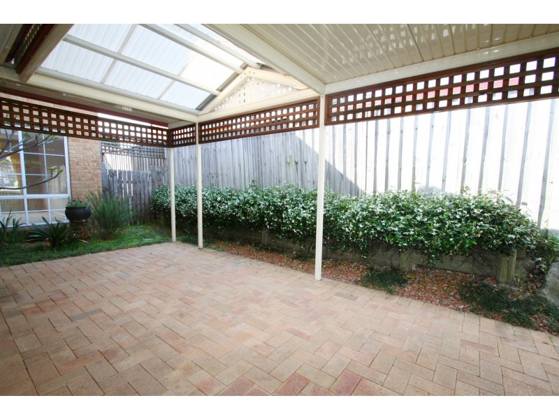 45 Ravensbourne Cct, Dural NSW 2158