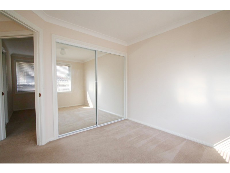 45 Ravensbourne Cct, Dural NSW 2158