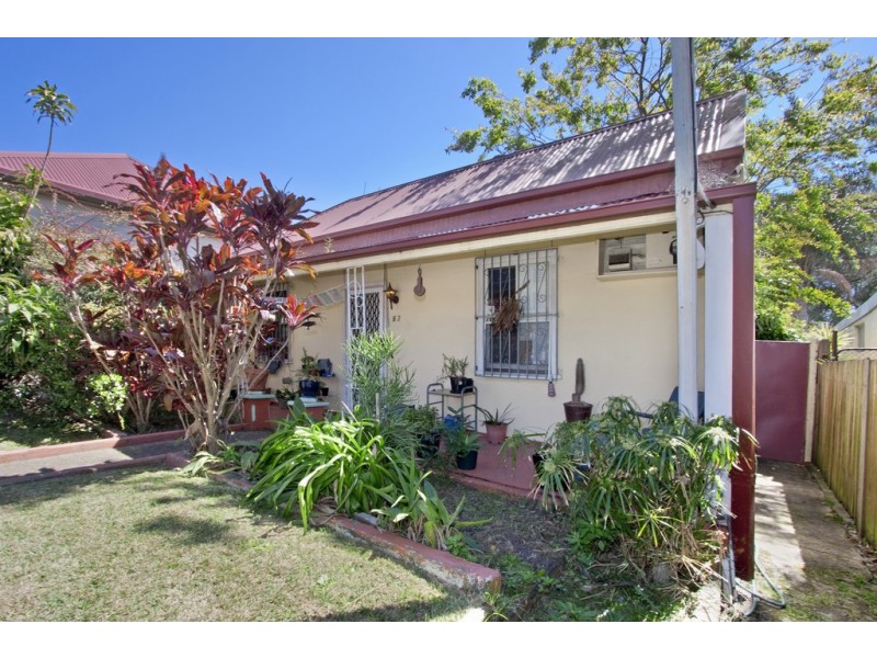 63 Brown St, St Peters NSW 2044