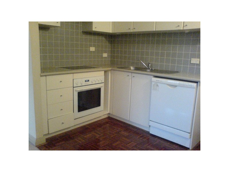 84 McLachlan Ave, Rushcutters Bay NSW 2011