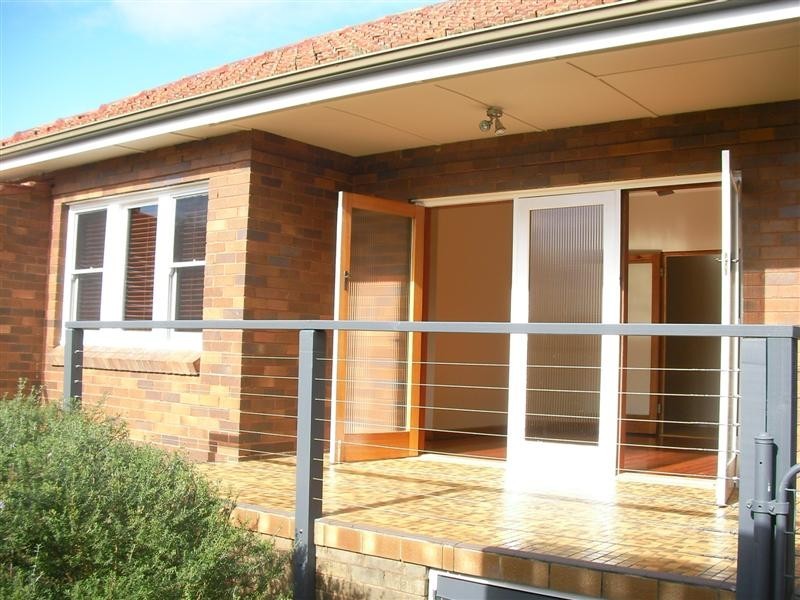 689 Mowbray Rd, Lane Cove NSW 2066