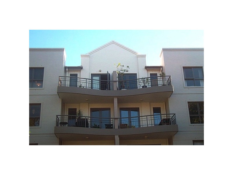 87 McLachlan Ave, Rushcutters Bay NSW 2011