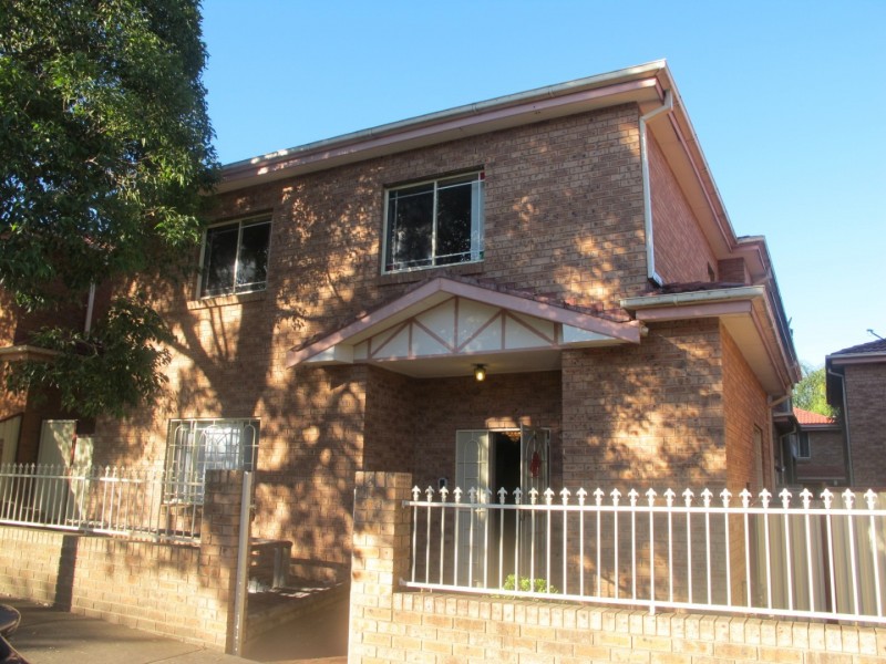 31 Tangarra St, Croydon Park NSW 2133