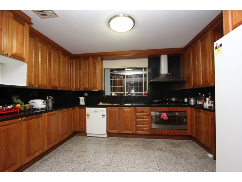 31 Tangarra St, Croydon Park NSW 2133