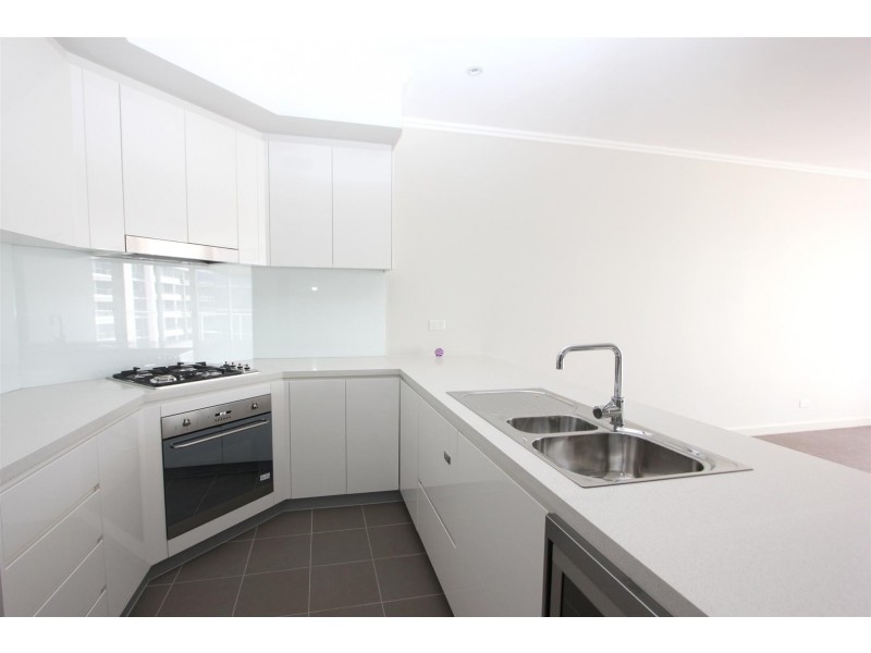 40 Shoreline Dr, Rhodes NSW 2138