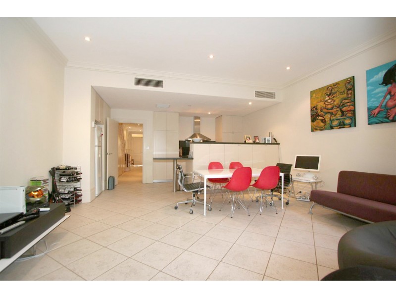111 Blues Point Rd, Mcmahons Point NSW 2060
