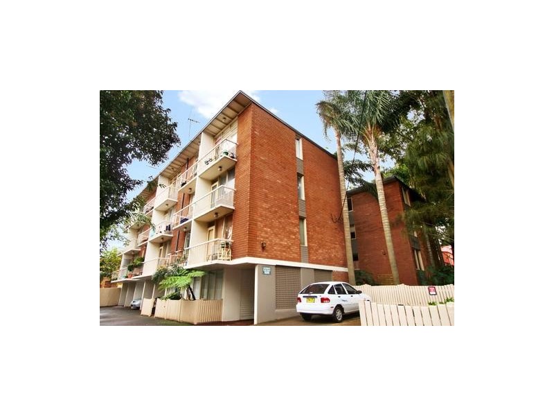 60 Brocks Lane, Newtown NSW 2042