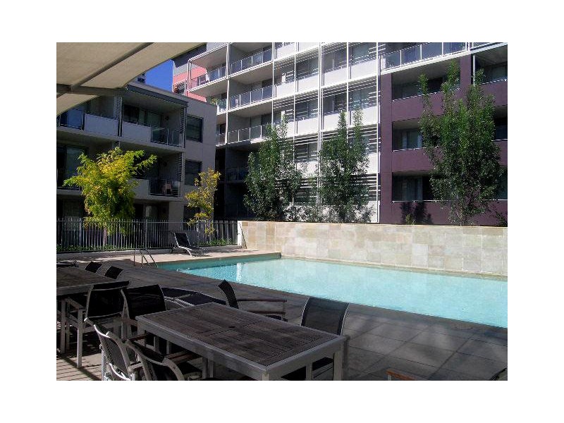 202/7 Shoreline Drive, Rhodes NSW 2138