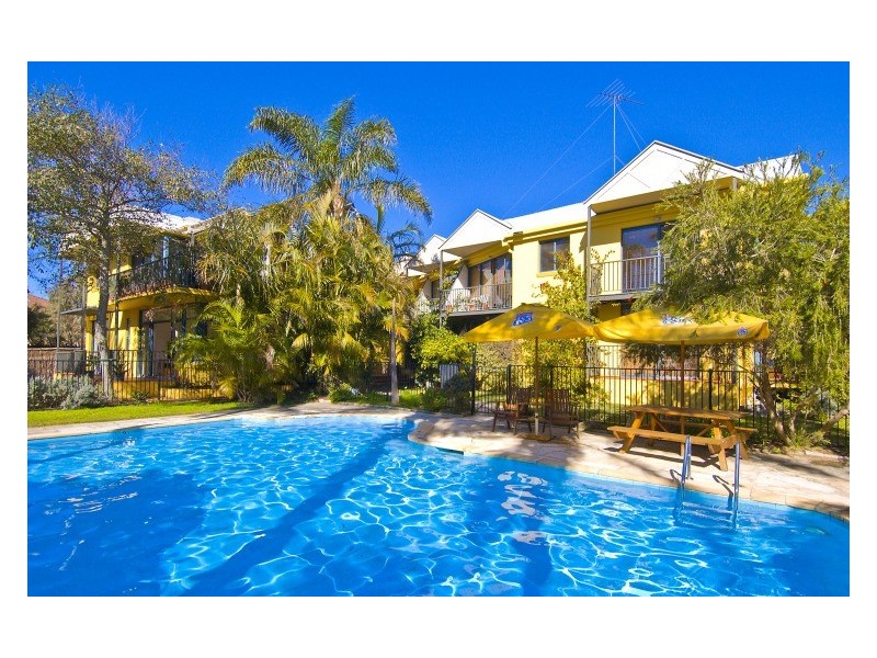 1/15 Seabeach Avenue, Mona Vale NSW 2103