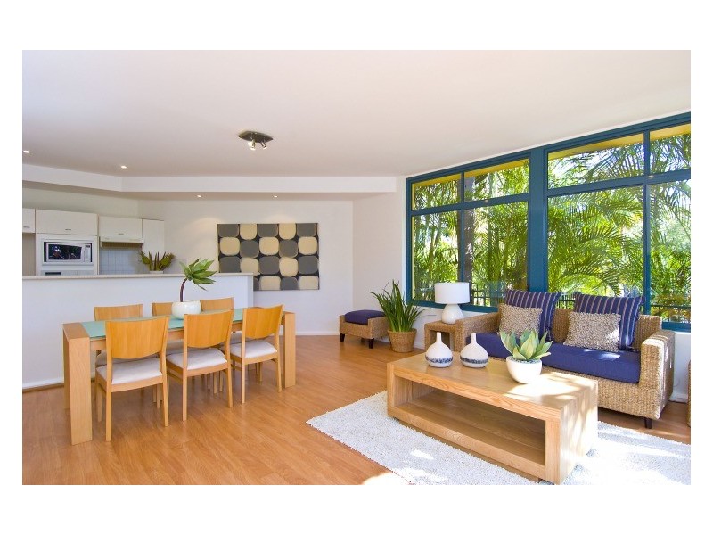 1/15 Seabeach Avenue, Mona Vale NSW 2103