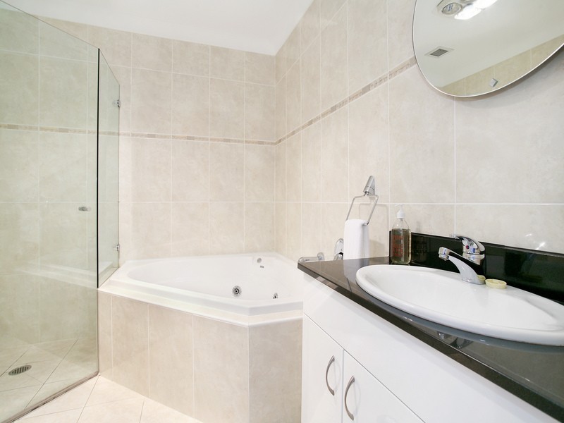 2/672 Mowbray Rd, Lane Cove NSW 2066