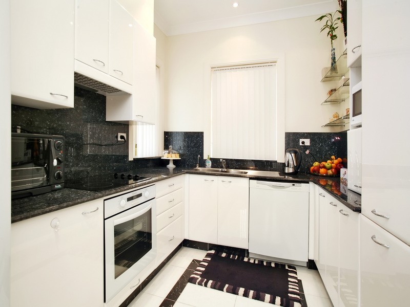 28 Earl St, Hunters Hill NSW 2110