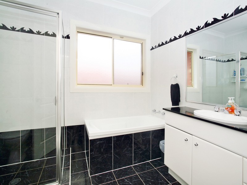 28 Earl St, Hunters Hill NSW 2110