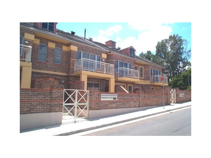 13/10 Webb St, Croydon NSW 2132