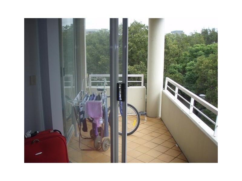 100 Cleveland St, Chippendale NSW 2008