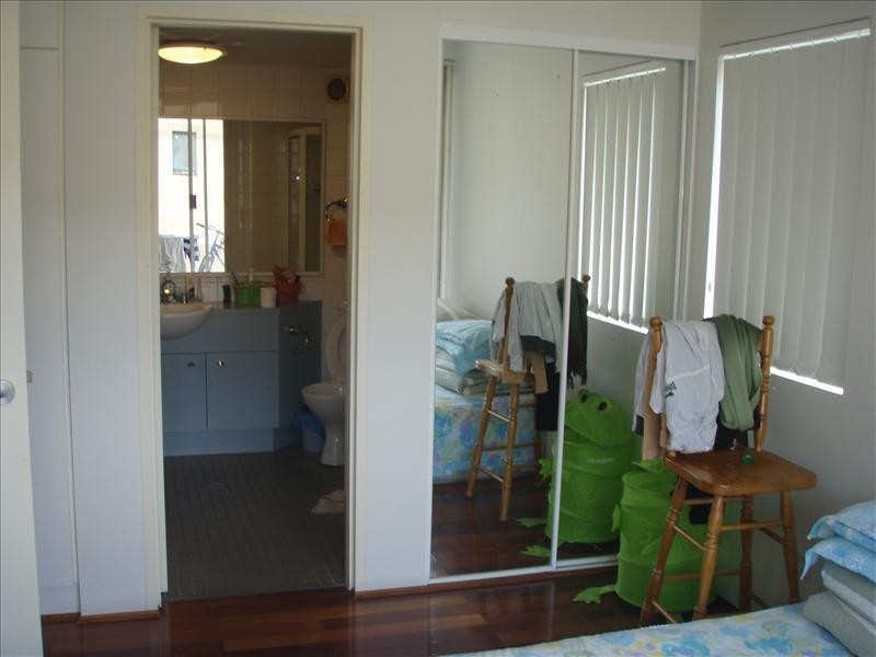 100 Cleveland St, Chippendale NSW 2008