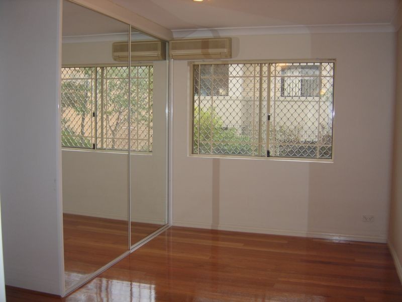 2/46-48 Gloucester Road, Hurstville NSW 2220