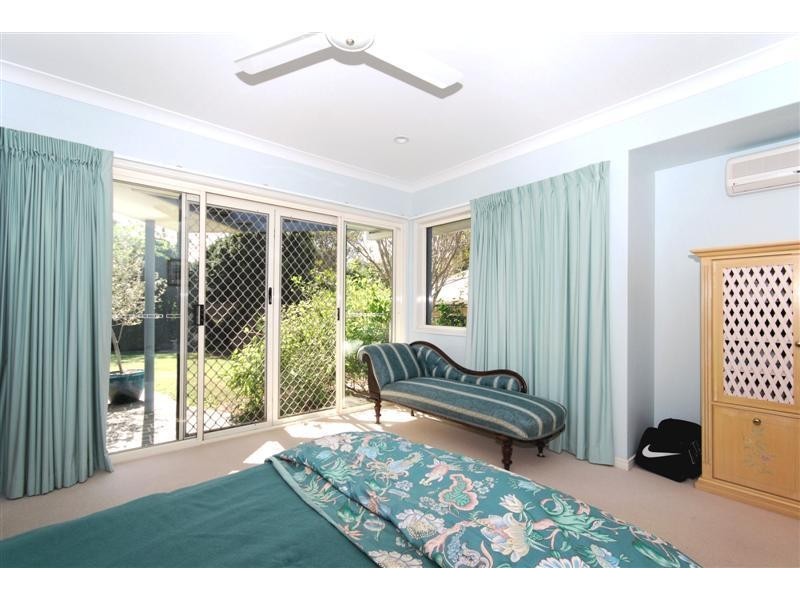 9 Clare Place, The Gap QLD 4061