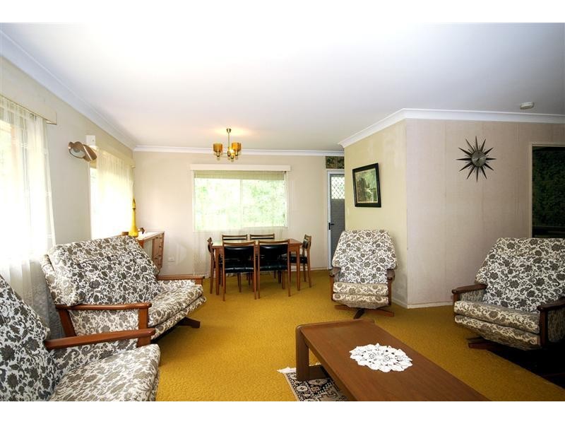 13 The Drive, Bardon QLD 4065