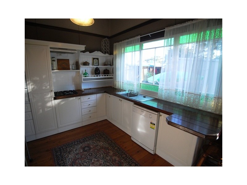 36 Kerr Street, Mayfield NSW 2304