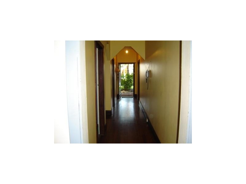 28 Leslie Street, Dudley Park WA 6210