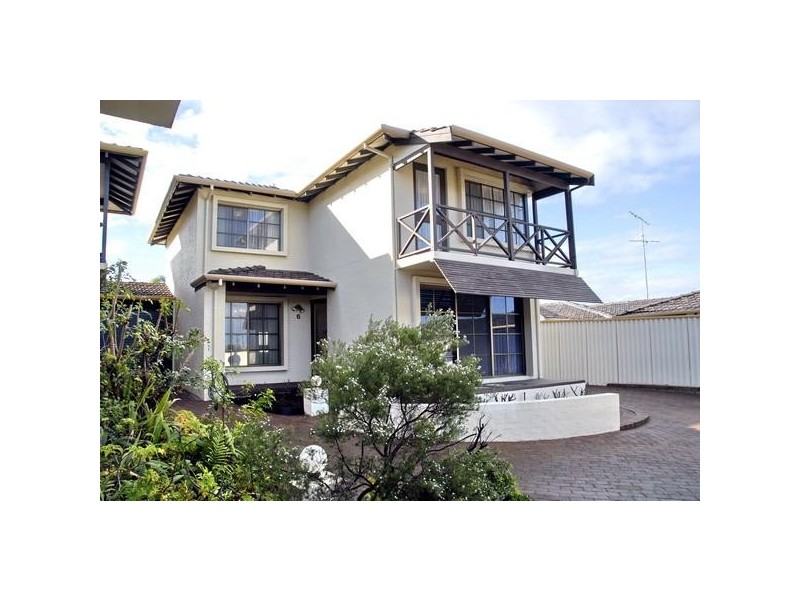 14 Leslie Street, Dudley Park WA 6210